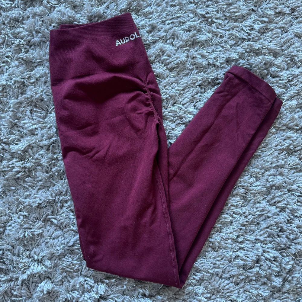 burgandy aurola leggings